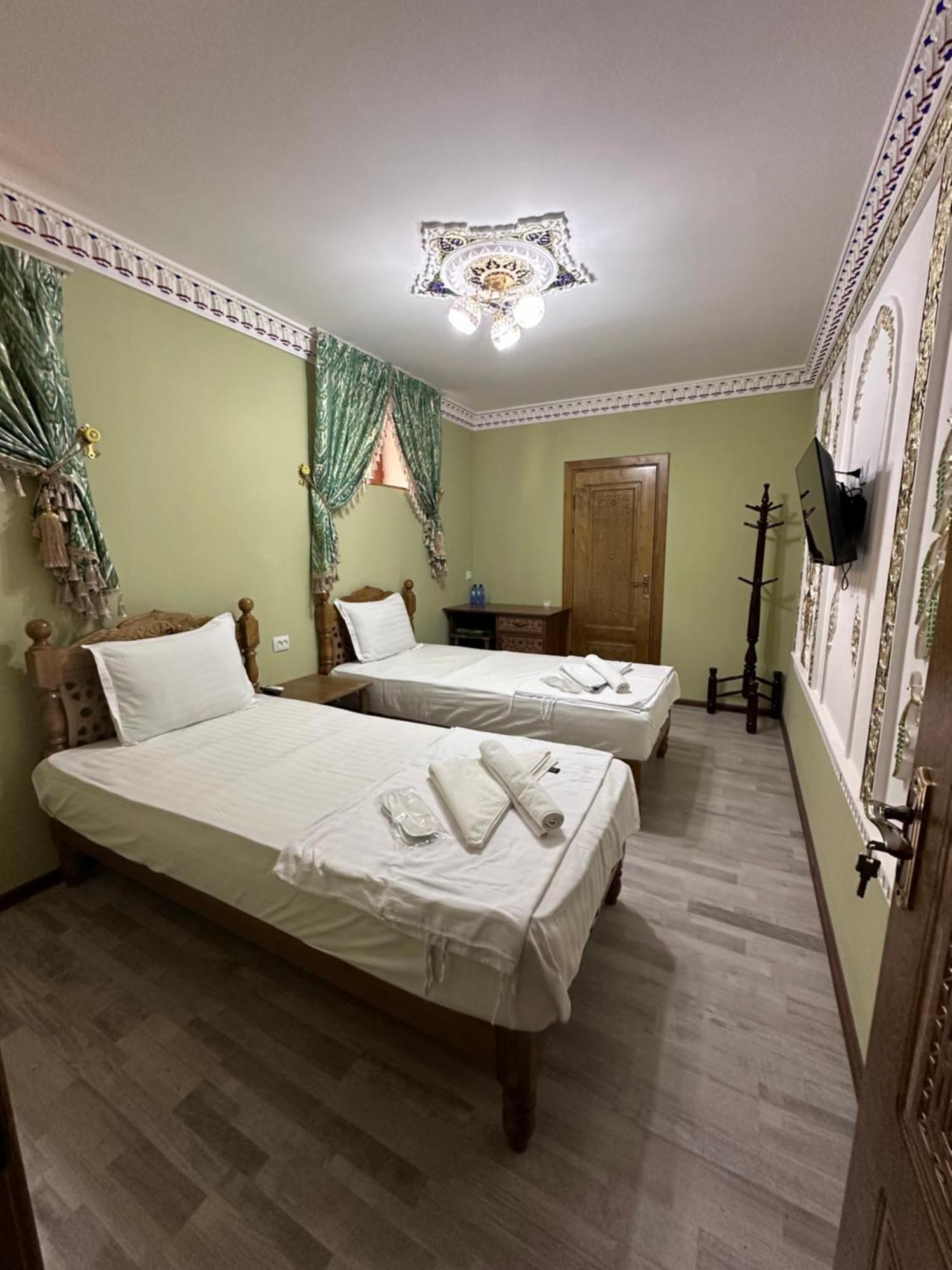 Hotel Zarhal Buchara Buitenkant foto