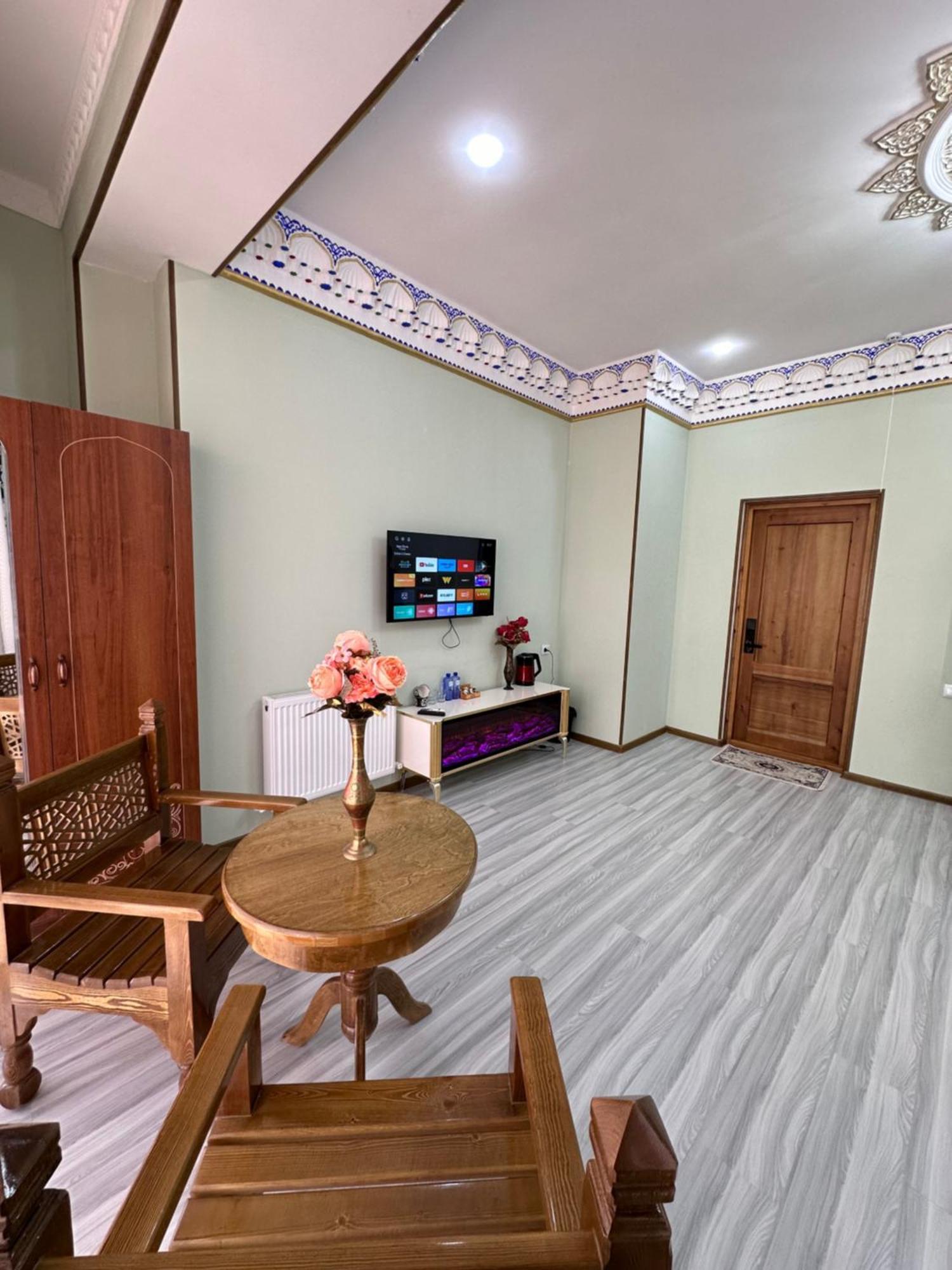 Hotel Zarhal Buchara Buitenkant foto