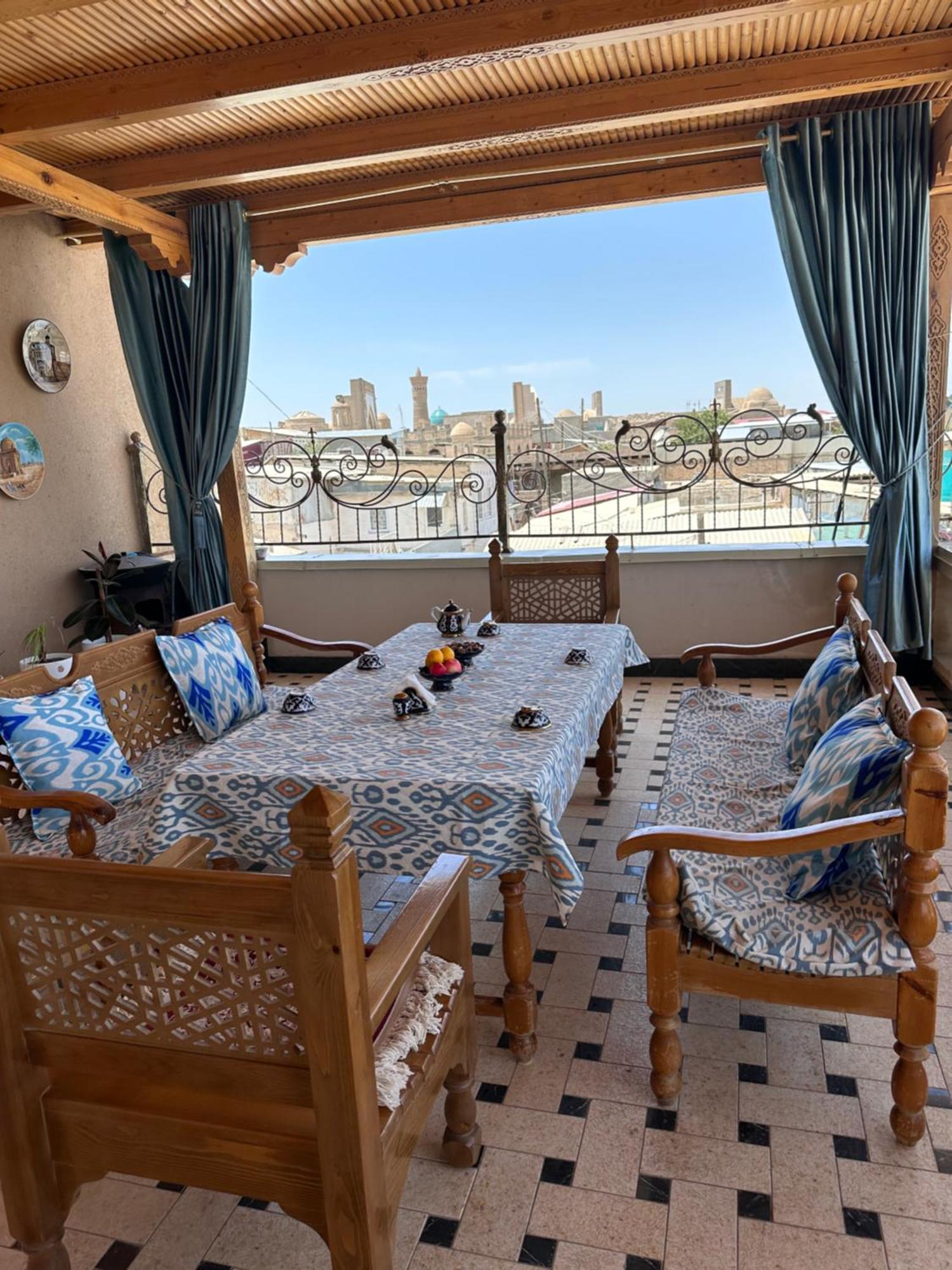Hotel Zarhal Buchara Buitenkant foto