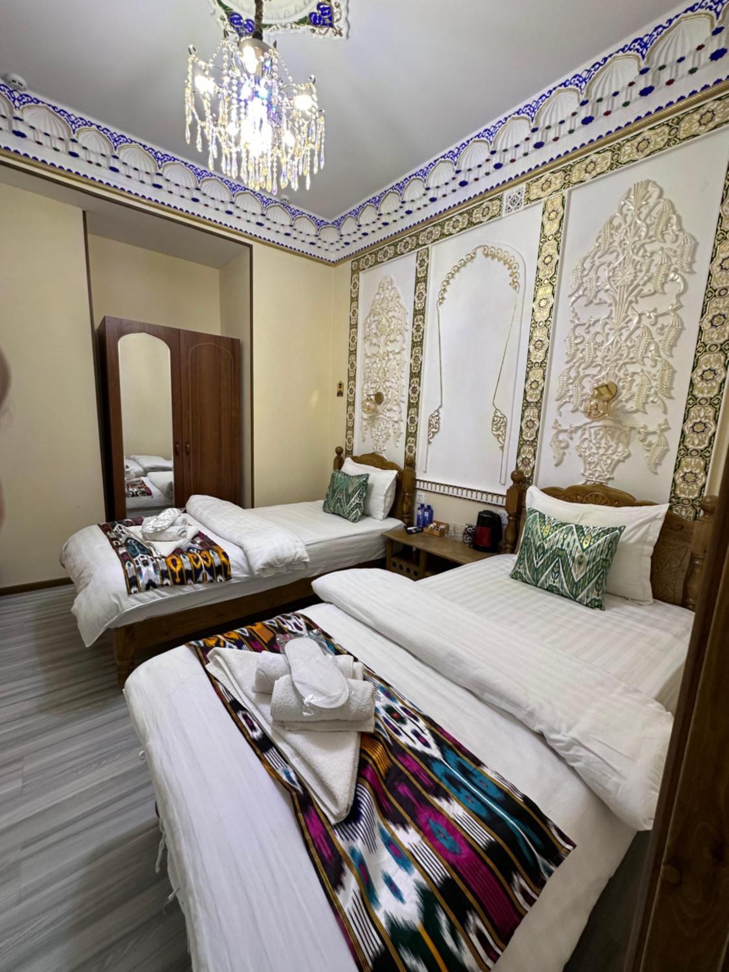 Hotel Zarhal Buchara Buitenkant foto