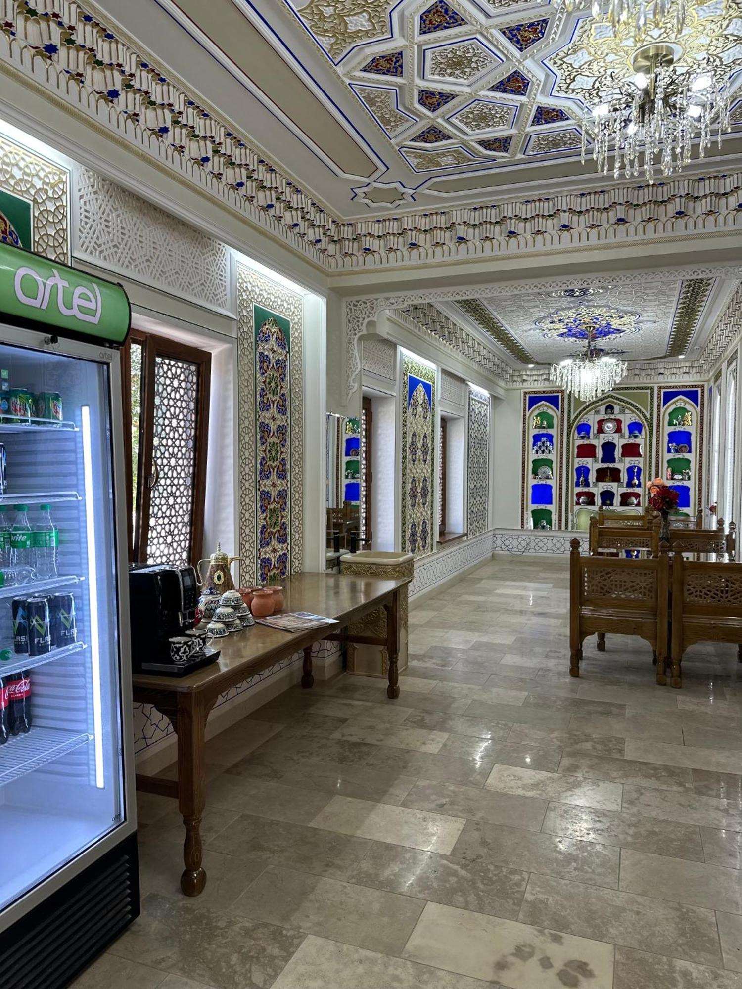 Hotel Zarhal Buchara Buitenkant foto